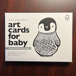 Wee Gallery art cards for baby - Black & White Collection